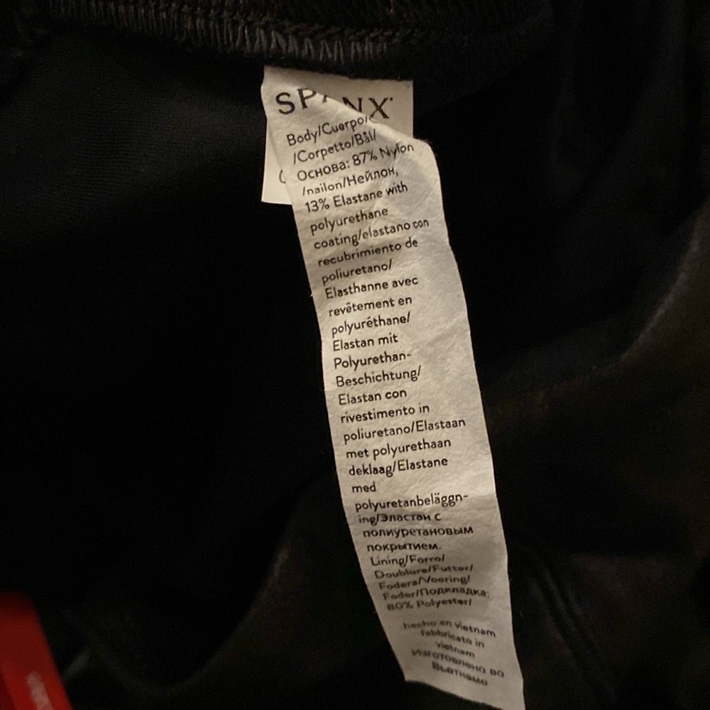 Spanx women’s black XL leggings - great condition - Picture 3 of 5